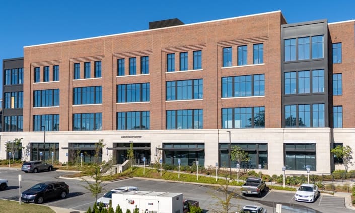 The Auburn Bank Center located in Auburn, Alabama with brickwork from C&C Masonry