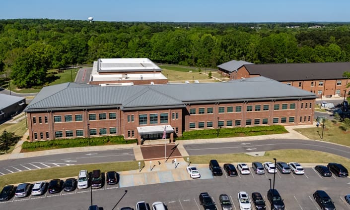 Drake Middle School in Auburn, Alabama with brickwork from C&C Masonry