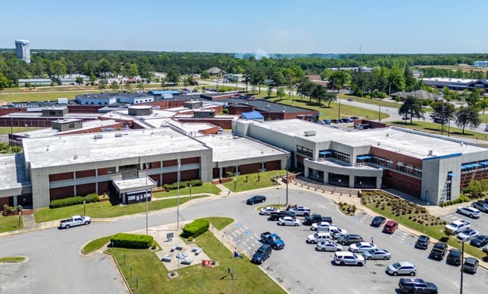 TK Davis Justice Center located in Opelika, Alabama with brickwork from C&C Masonry